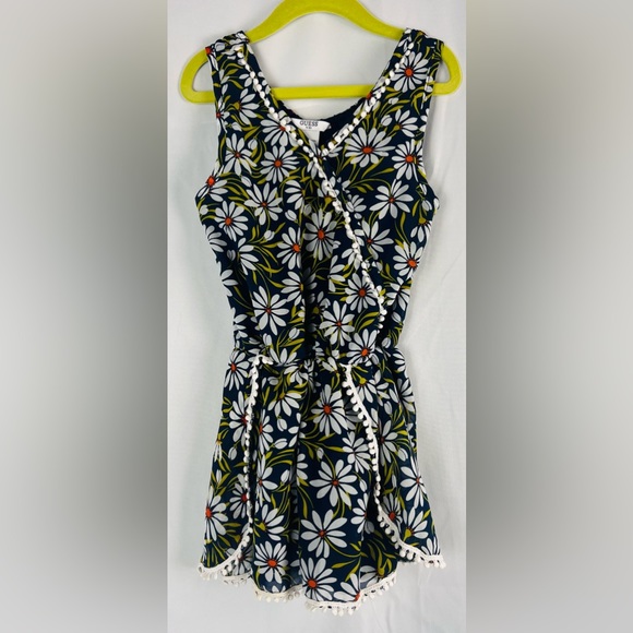 Guess Kids Girl Romper - Picture 1 of 5